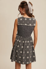 The Daisy Dress