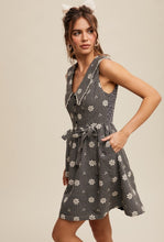 The Daisy Dress