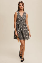 The Daisy Dress